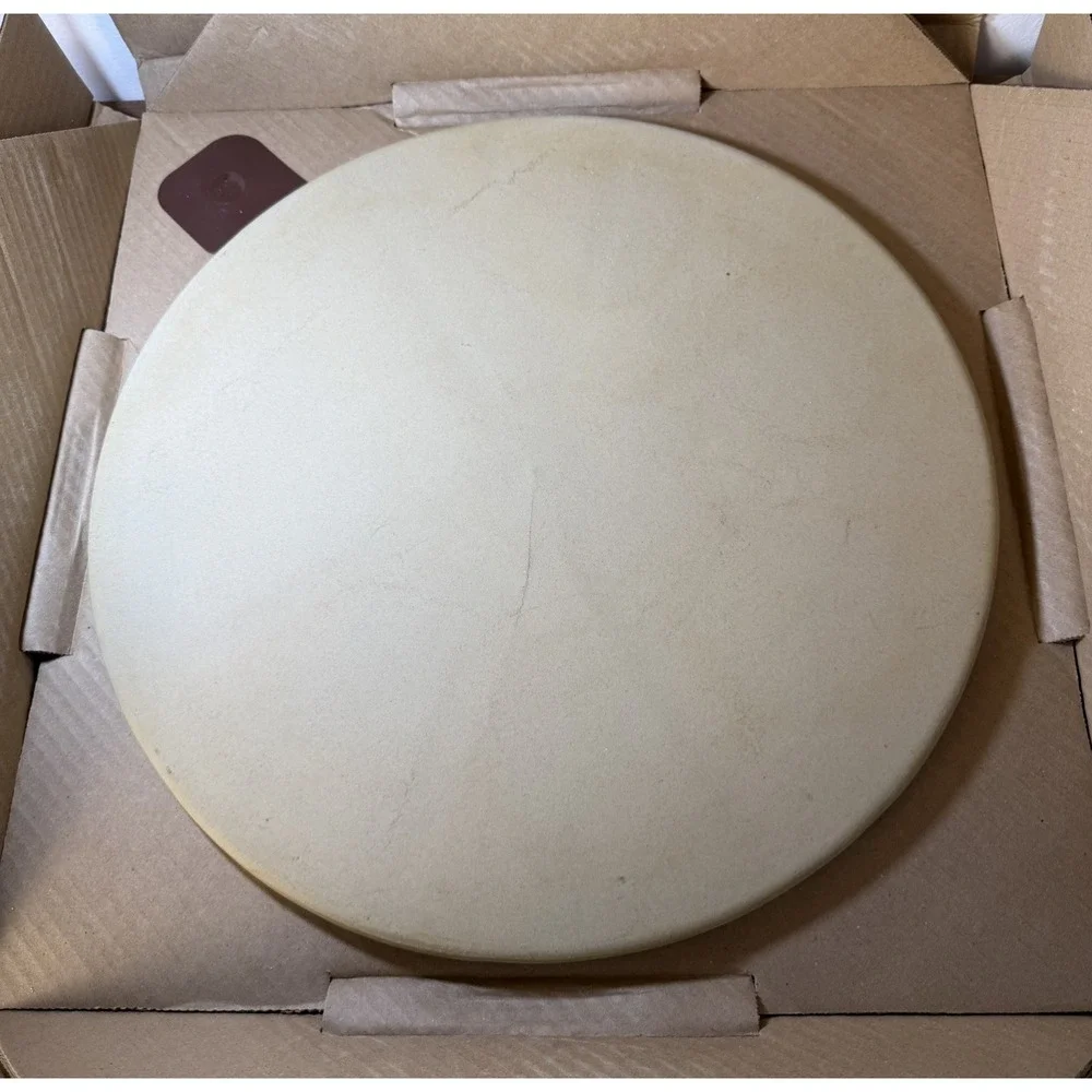 NEW Pampered Chef Large Round 15